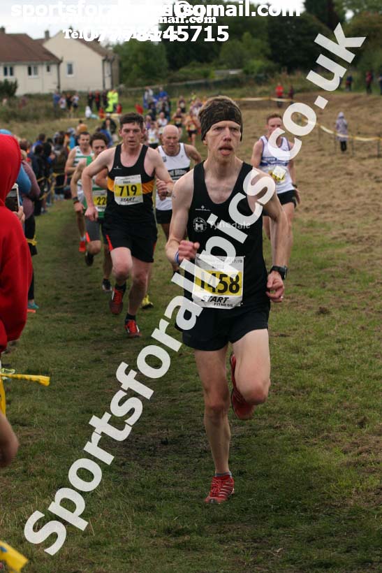 Senior mens Start Fitness North Eastern Harriers League, Wrekenton, Gateshead. Photo:  David T. Hewitson/Sports for All Pics